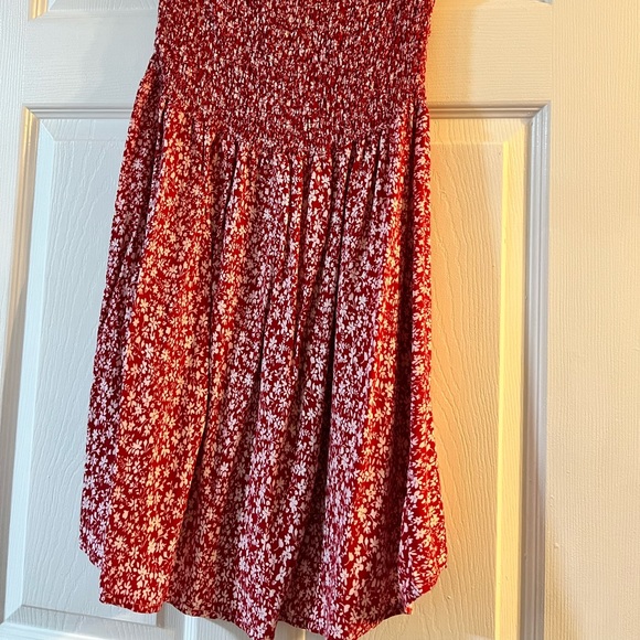 Red floral spring off shoulder dress - Picture 2 of 5